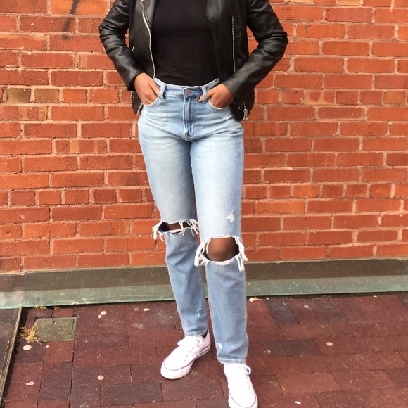 American Eagle Outfitters Mom Jeans - Picture 4 of 4